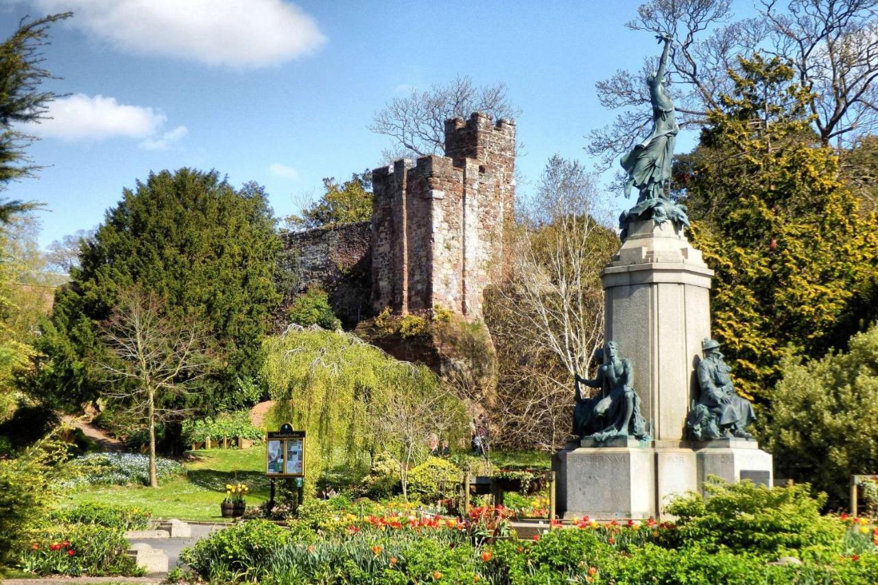 Half Price Offer - Exeter City Apartment Esterno foto