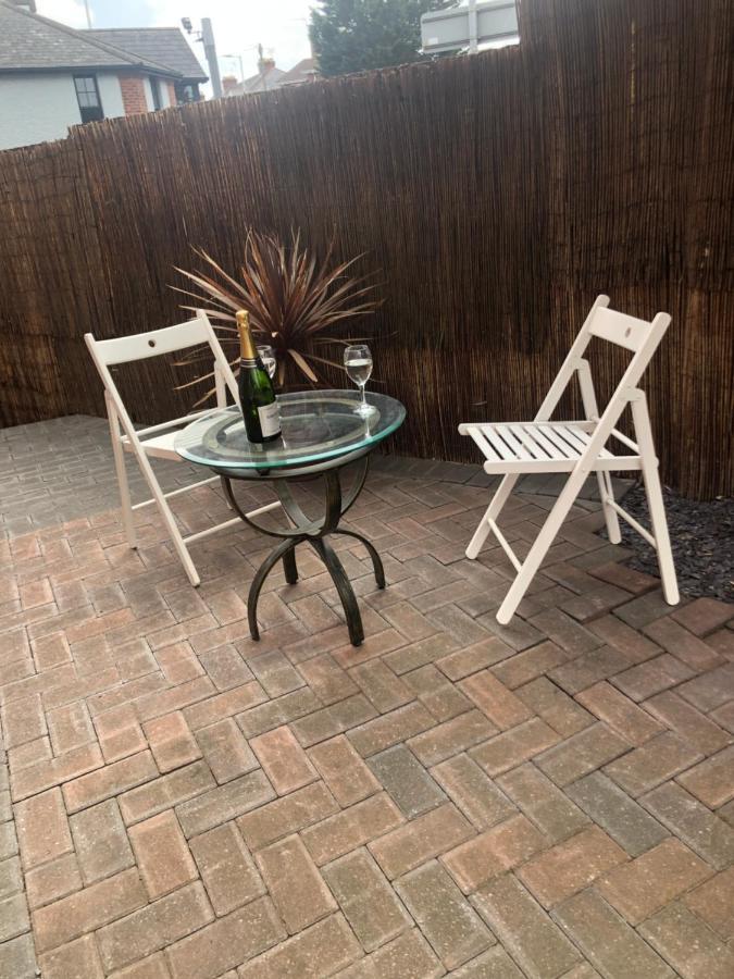 Half Price Offer - Exeter City Apartment Esterno foto