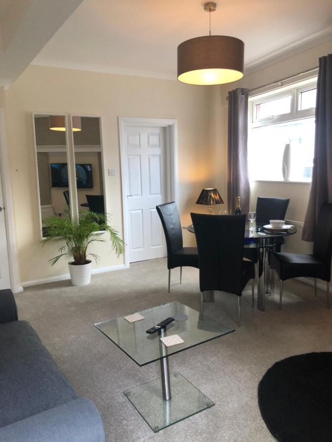 Half Price Offer - Exeter City Apartment Esterno foto